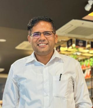 दिपेन्द्र अधिकारी